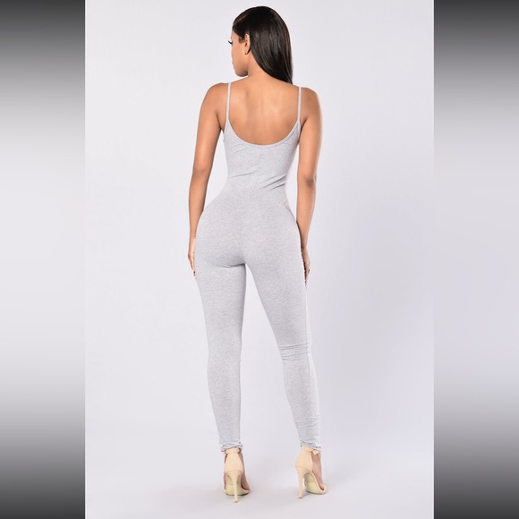 Brand new gray jumpsuit - Picture 4 of 5